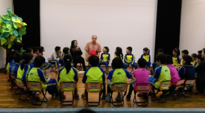 Dr. Jackson at the National Chiayi Affiliated Experimental School